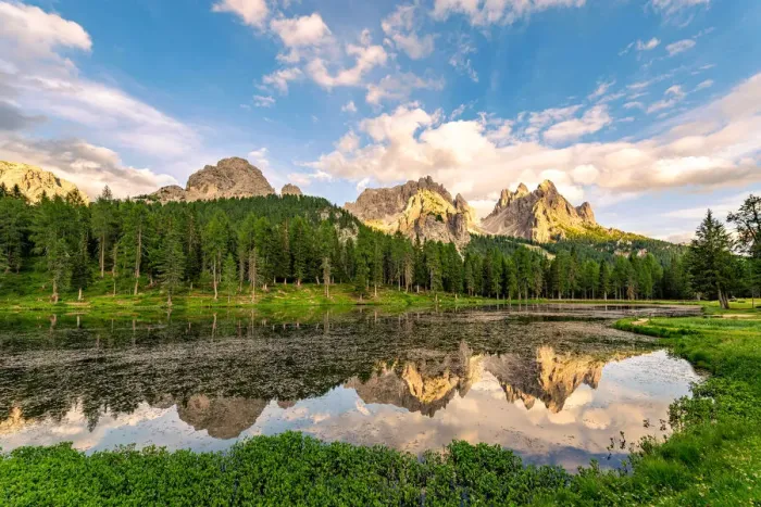 Framed Print : Dolomites Alps reflections in Antorno Lake, Tre Cime di Lavaredo Framed Print : Dolomites Alps reflections in Antorno Lake, Tre Cime di Lavaredo