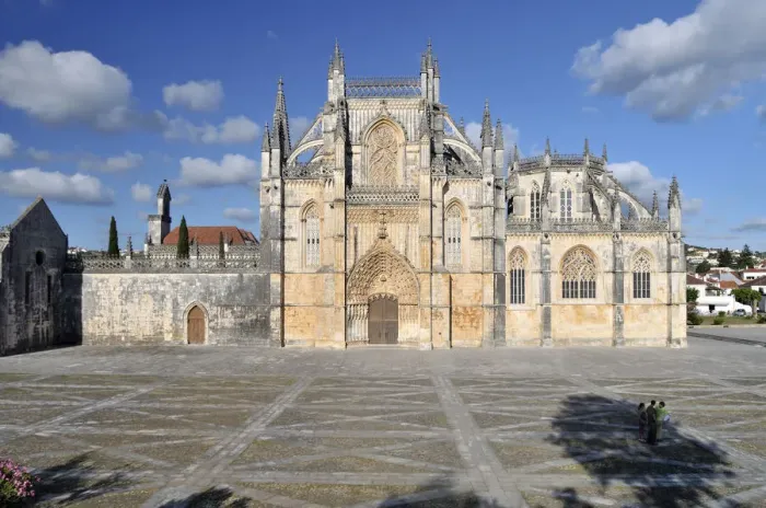 Framed Print : Dominican monastery Mosteiro de Santa Maria da Vitoria, UNESCO World Heritage Site, Batalha, Portugal, Europe Framed Print : Dominican monastery Mosteiro de Santa Maria da Vitoria, UNESCO World Heritage Site, Batalha, Portugal, Europe