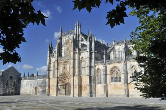 Framed Print : Dominican monastery Mosteiro de Santa Maria da Vitoria, UNESCO World Heritage Site, Batalha, Portugal, Europe Framed Print : Dominican monastery Mosteiro de Santa Maria da Vitoria, UNESCO World Heritage Site, Batalha, Portugal, Europe