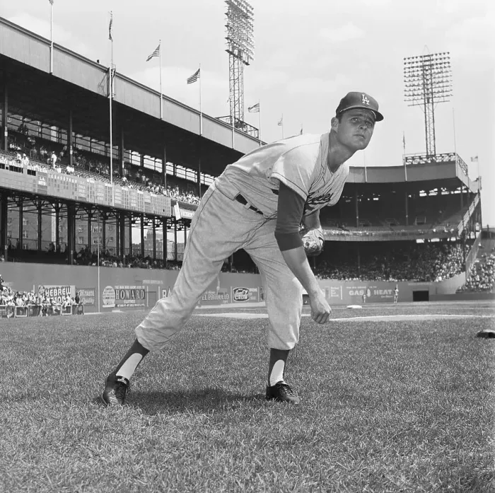 Framed Print : Don Drysdale in Pitching Stance Framed Print : Don Drysdale in Pitching Stance