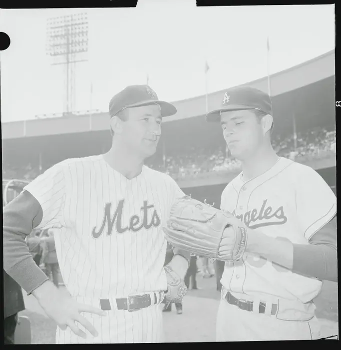 Framed Print : Don Drysdale Speaking with Roger Craig Framed Print : Don Drysdale Speaking with Roger Craig