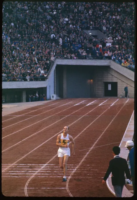 Framed Print : Don Matthew Running to Finish Framed Print : Don Matthew Running to Finish