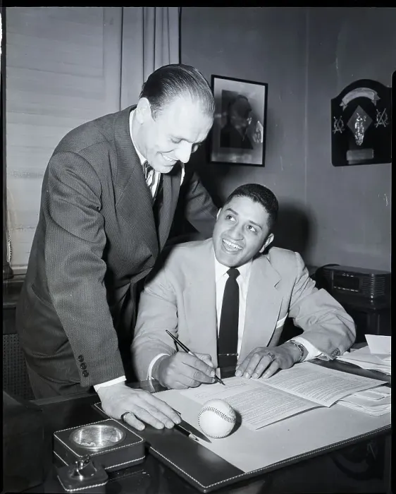 Framed Print : Don Newcombe Signs Dodger Contract Framed Print : Don Newcombe Signs Dodger Contract