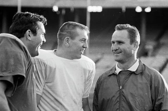 Framed Print : Don Shula talks wih Johnny Unitas and Lou Michaels Framed Print : Don Shula talks wih Johnny Unitas and Lou Michaels