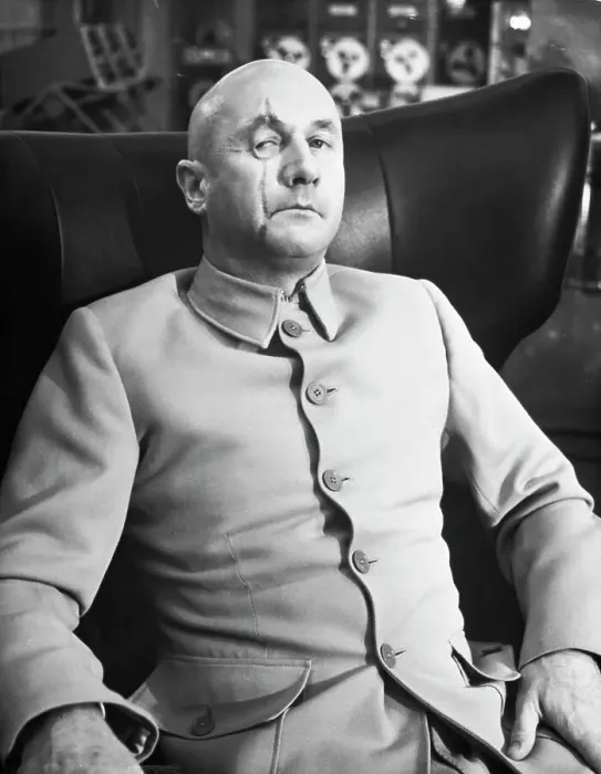 Framed Print : Donald Pleasence as Blofeld Framed Print : Donald Pleasence as Blofeld