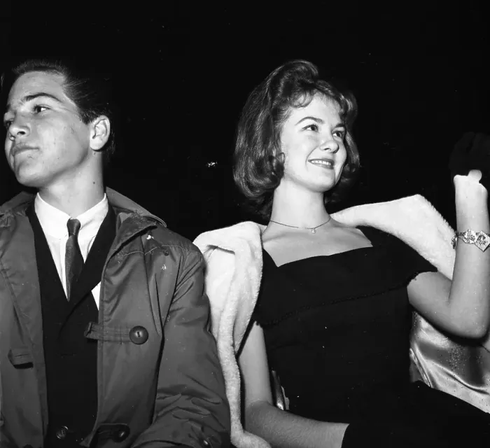 Framed Print : Donna Reed Show Stars At An Event Framed Print : Donna Reed Show Stars At An Event