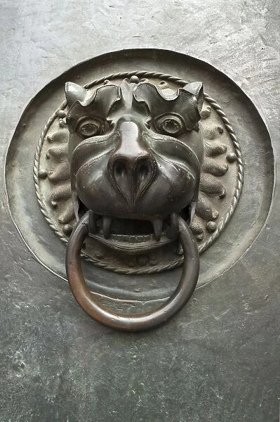 Door knocker with a lions head, 14th century, main entrance to St Lorenz Church, Nuremberg, Middle Franconia, Bavaria, Germany