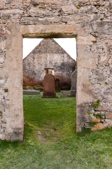 Framed Print : Doorway to Cill Chriosd - Christs Church or Kilchrist Framed Print : Doorway to Cill Chriosd - Christs Church or Kilchrist