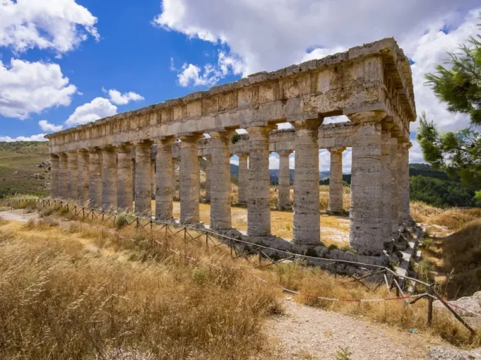 Framed Print : Doric temple of the Elymians of Segesta, Province of Trapani, Sicily, Italy Framed Print : Doric temple of the Elymians of Segesta, Province of Trapani, Sicily, Italy