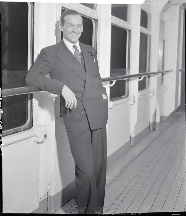 Framed Print : Douglas Fairbanks Jr. Posing for Camera Framed Print : Douglas Fairbanks Jr. Posing for Camera