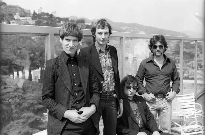Framed Print : Dr Feelgood Live Framed Print : Dr Feelgood Live