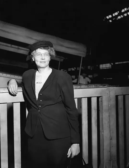 Framed Print : Dr. Helen B. Taussig Arrives in New York Framed Print : Dr. Helen B. Taussig Arrives in New York