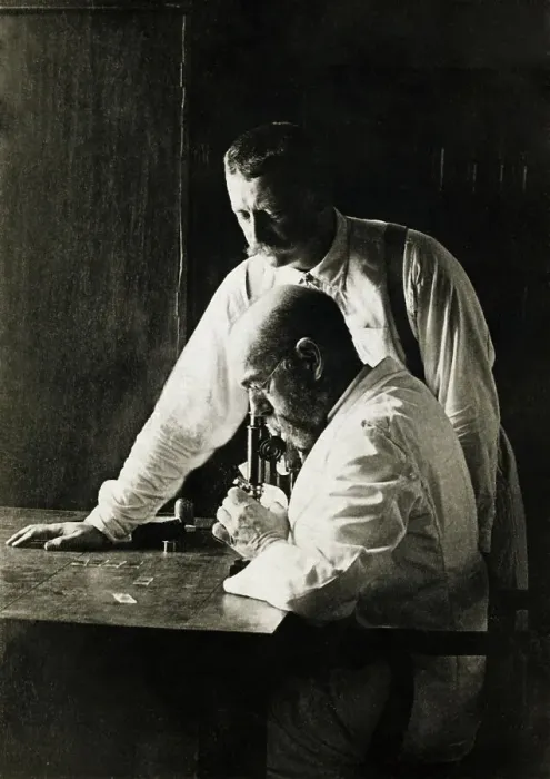 Framed Print : Dr. Robert Koch with Dr. Richard Pfeiffer Framed Print : Dr. Robert Koch with Dr. Richard Pfeiffer