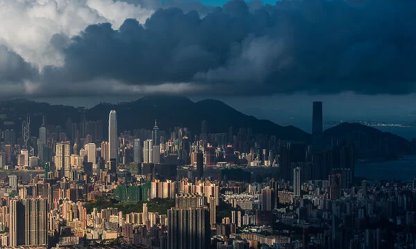 Dramatic rain cloud over Hongkong city