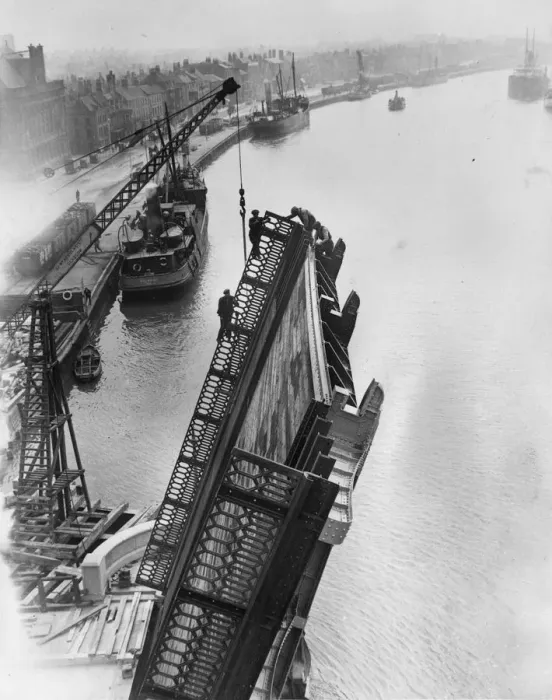 Framed Print : Drawbridge Opening Framed Print : Drawbridge Opening