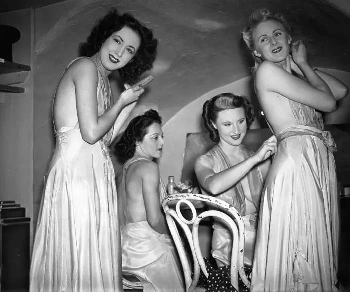 Framed Print : In The Dressing Room Framed Print : In The Dressing Room