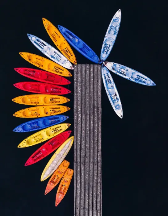 Framed Print : Drone shot of colourful, moored kayaks, Zaragoza, Spain