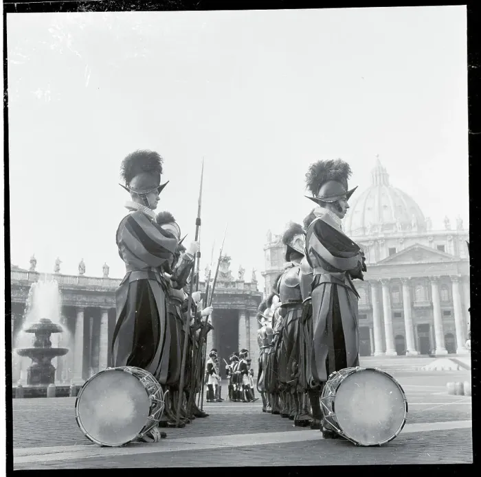 Framed Print : Two drummers beside Swiss Guards