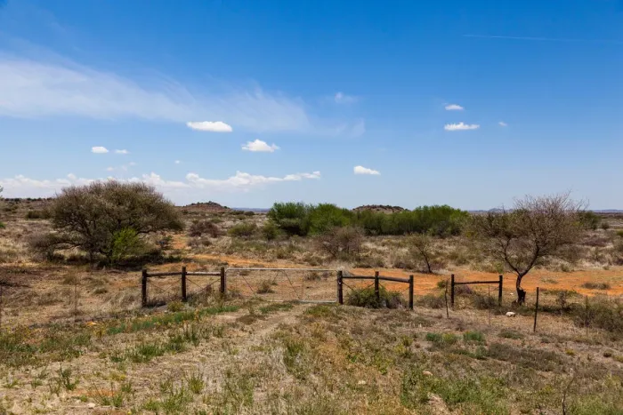 Framed Print : The dry and arid landscape in the Northern Cape, not far from Kimberly, South Africa Framed Print : The dry and arid landscape in the Northern Cape, not far from Kimberly, South Africa