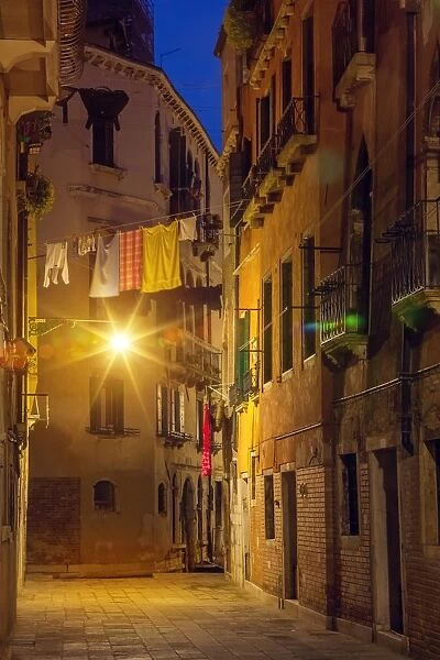Drying clothes in Venice in the night