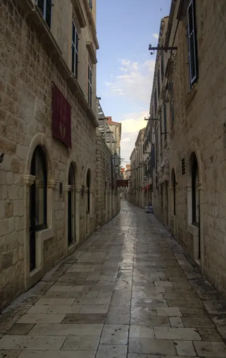 Framed Print : Dubrovnik old town narrow empty street Framed Print : Dubrovnik old town narrow empty street
