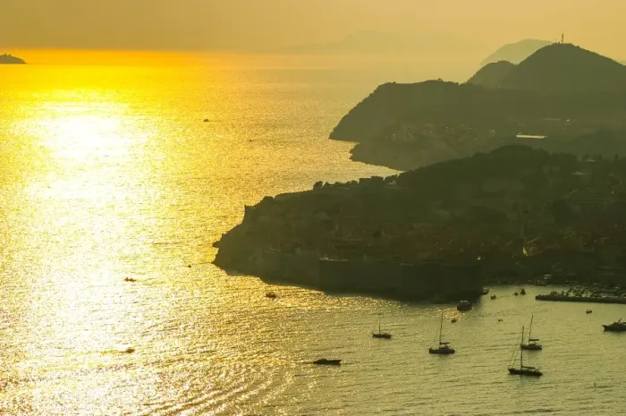 Framed Print : Dubrovnik sunset Framed Print : Dubrovnik sunset