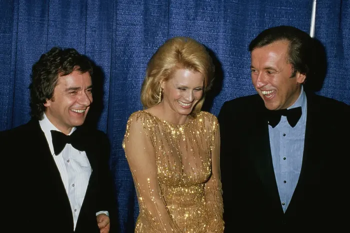 Framed Print : Dudley Moore, Angie Dickinson And David Frost Attend American Movie Awards Framed Print : Dudley Moore, Angie Dickinson And David Frost Attend American Movie Awards