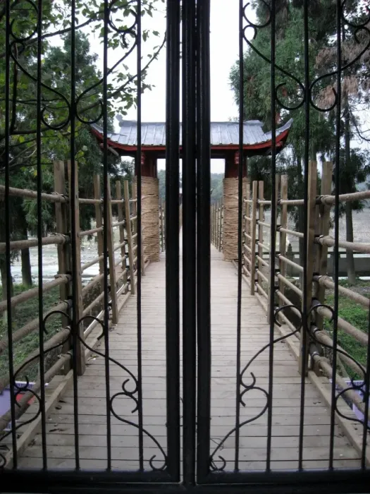 Framed Print : Dujiangyan, Chengdu, Sichuan, China Framed Print : Dujiangyan, Chengdu, Sichuan, China
