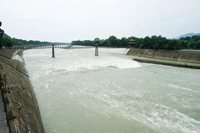 Framed Print : DuJiangYan irrigation project, SiChuan, China