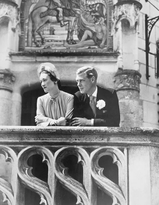Framed Print : Duke And Duchess Of Windsor On Wedding Day Framed Print : Duke And Duchess Of Windsor On Wedding Day