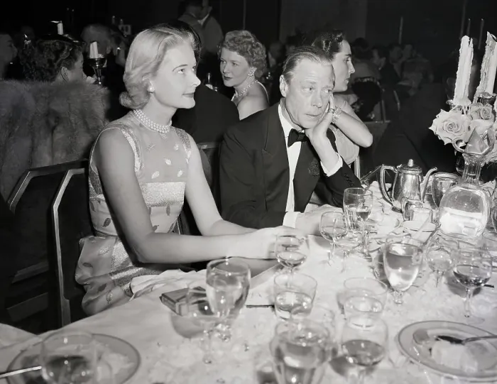 Framed Print : Duke Of Windsor with Mrs.Winston Guest Framed Print : Duke Of Windsor with Mrs.Winston Guest