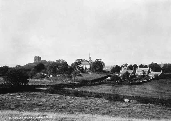 Dundonald. circa 1900: The Scottish town of Dundonald near Kilmarnock in Ayrshire
