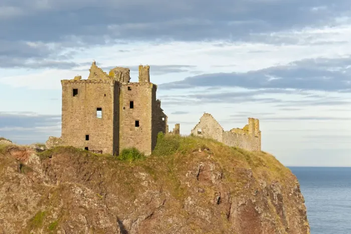 Framed Print : Dunnottar Castle, Stonehaven, Scotland, United Kingdom Framed Print : Dunnottar Castle, Stonehaven, Scotland, United Kingdom