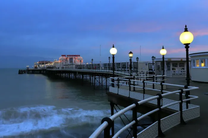 Framed Print : Dusk colours over Worthing towns Victorian Pier