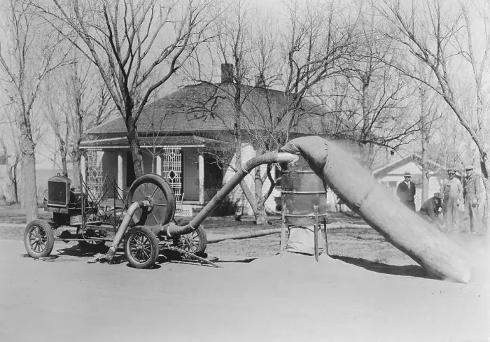 Framed Print : Dust Vacuum Cleaning Lawn Framed Print : Dust Vacuum Cleaning Lawn