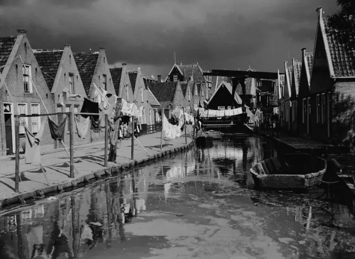 Framed Print : Dutch Canal Framed Print : Dutch Canal