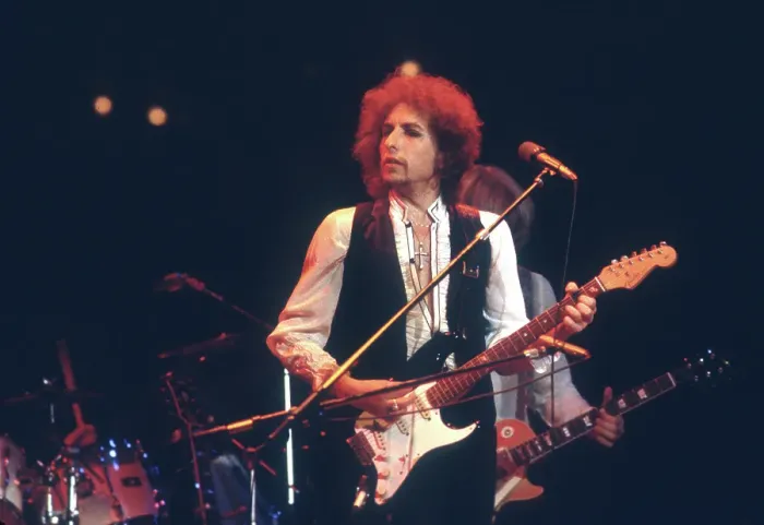 Framed Print : Dylan Performs In Atlanta