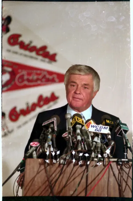 Framed Print : Earl Weaver Holding Press Conference Framed Print : Earl Weaver Holding Press Conference