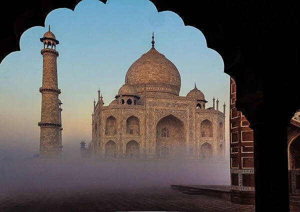 Early morning sunrise at Taj Mahal