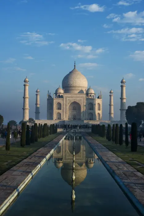 Framed Print : Early morning view of the Taj Mahal with reflection, Agra, Uttar Pradesh, India Framed Print : Early morning view of the Taj Mahal with reflection, Agra, Uttar Pradesh, India