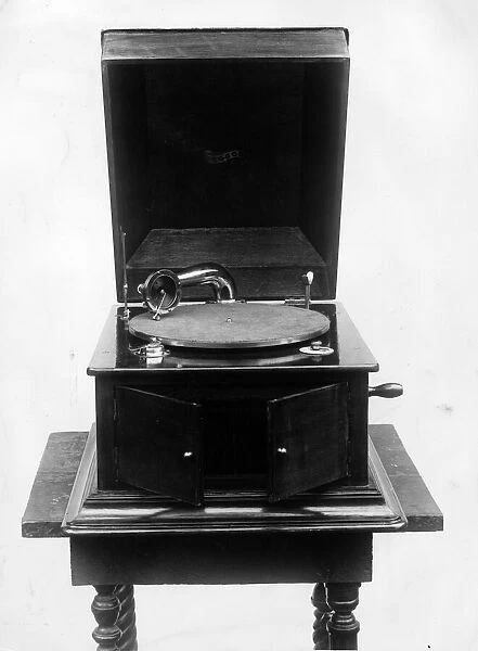 Early Turntable