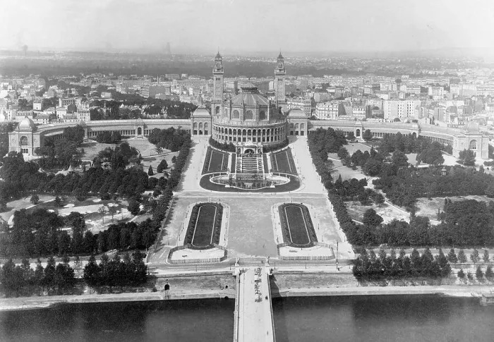 Framed Print : Early View from Eiffel Tower Towards Trocadero Framed Print : Early View from Eiffel Tower Towards Trocadero