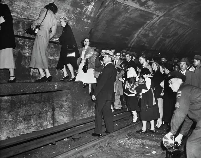 Framed Print : East River Tunnel Evacuees, 1950 Framed Print : East River Tunnel Evacuees, 1950