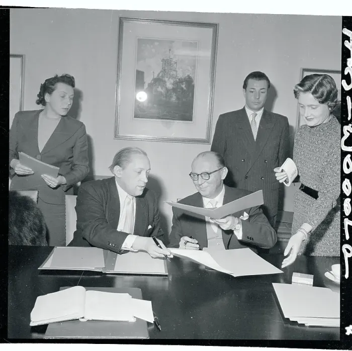 Framed Print : East-West Trade Agreement Being Signed Framed Print : East-West Trade Agreement Being Signed
