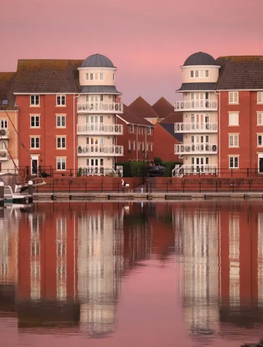 Framed Print : Eastbourne Sovereign Harbour at Sunset Framed Print : Eastbourne Sovereign Harbour at Sunset
