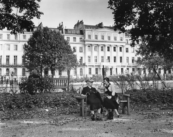 Framed Print : Eaton Square Framed Print : Eaton Square