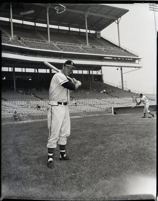 Framed Print : Ed Mathews in Full-Length Batting Position Framed Print : Ed Mathews in Full-Length Batting Position