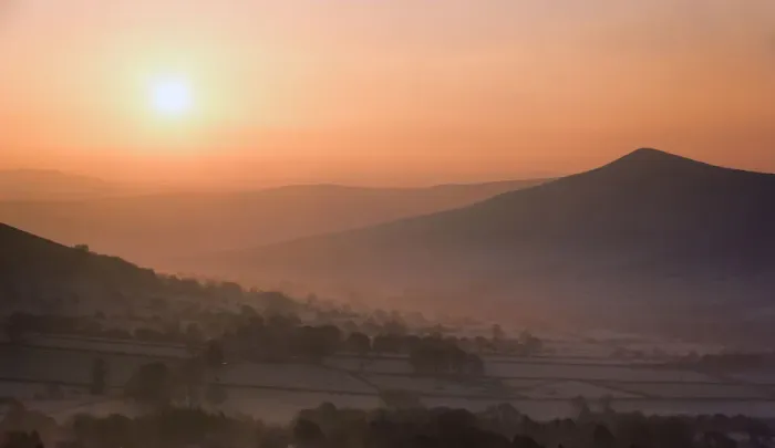 Framed Print : Edale Valley sunrise. English Peak District. UK Framed Print : Edale Valley sunrise. English Peak District. UK