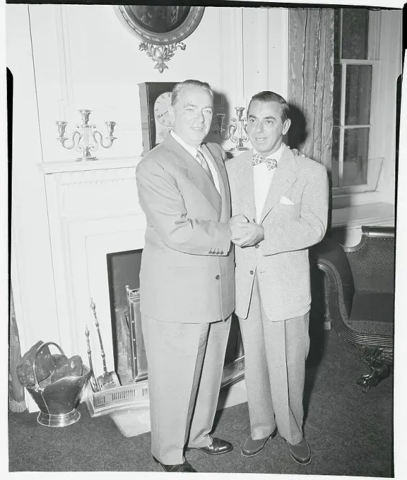 Framed Print : Eddie Cantor with William O'Dwyer Framed Print : Eddie Cantor with William O'Dwyer