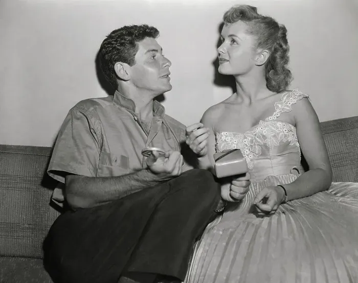 Framed Print : Eddie Fisher and Debbie Reynolds Framed Print : Eddie Fisher and Debbie Reynolds